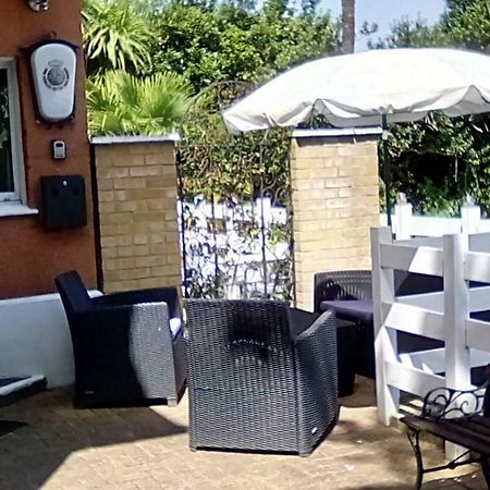 Oaklands House - Adults Only Otel Brading Dış mekan fotoğraf