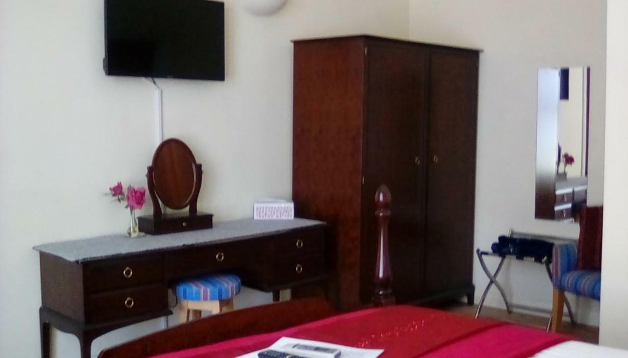 Oaklands House - Adults Only Otel Brading Dış mekan fotoğraf